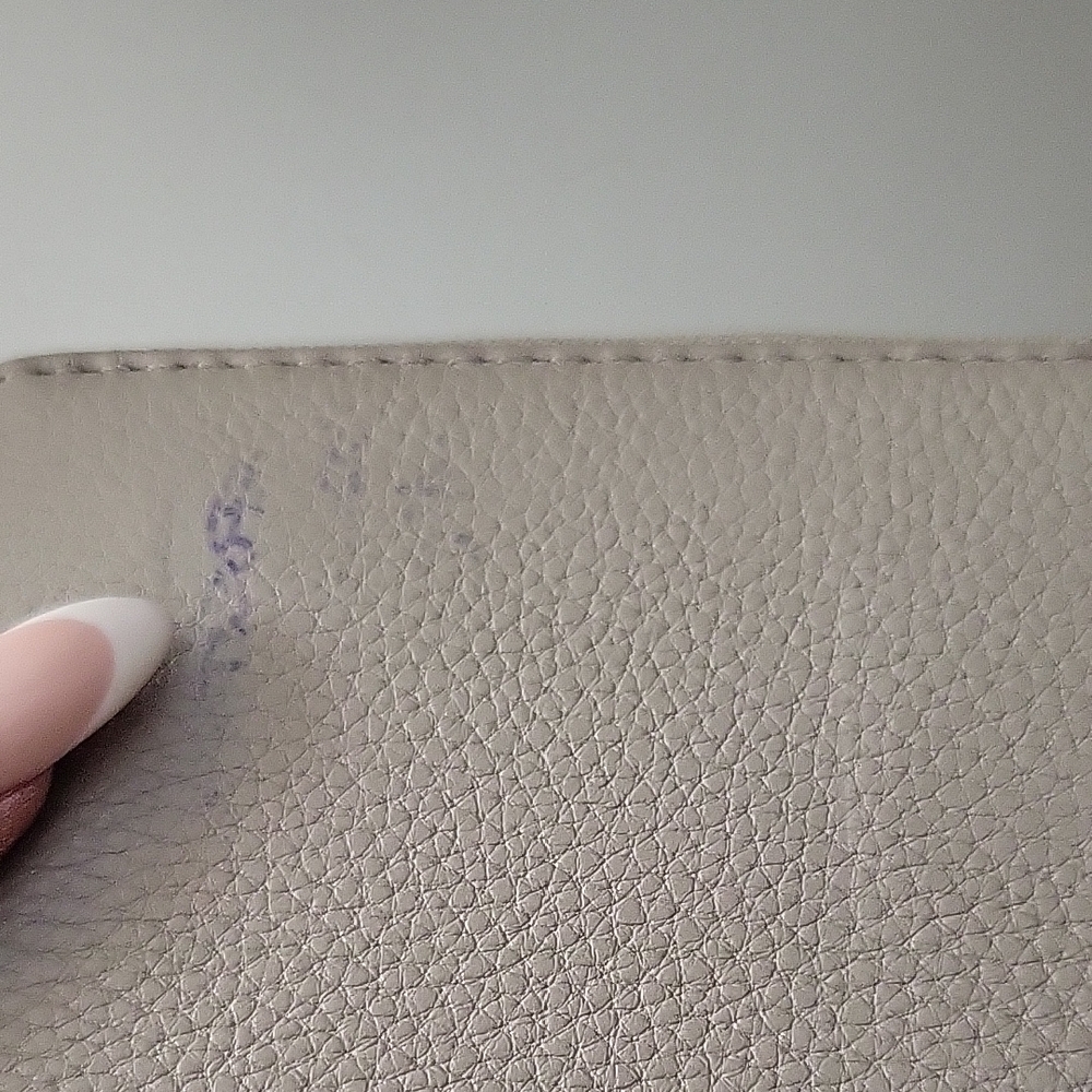 Michael Kors Light Gray Satchel and Wallet Set - Picture 9 of 10